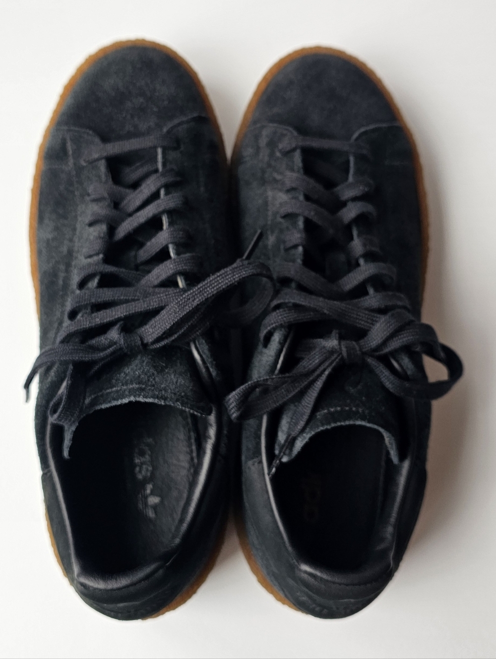 NEW Men's ADIDAS STAN SMITH Crepe Core Black Sneakers- Size US 9